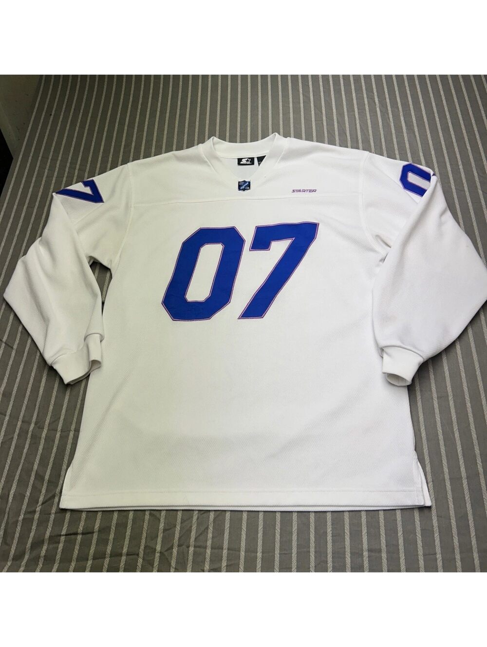 vintage Starter hockey-style/football athletic jersey #7 Men's Medium